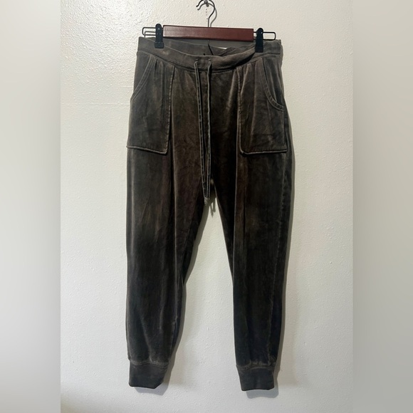 House of Harlow 1960 Grey Velour Velvet Jogger Pants - Small - Picture 3 of 11